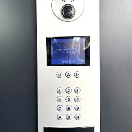 Wyszynskiego Apartment - Self Check-In 20H - Parking &Lift Wroclaw Exterior photo