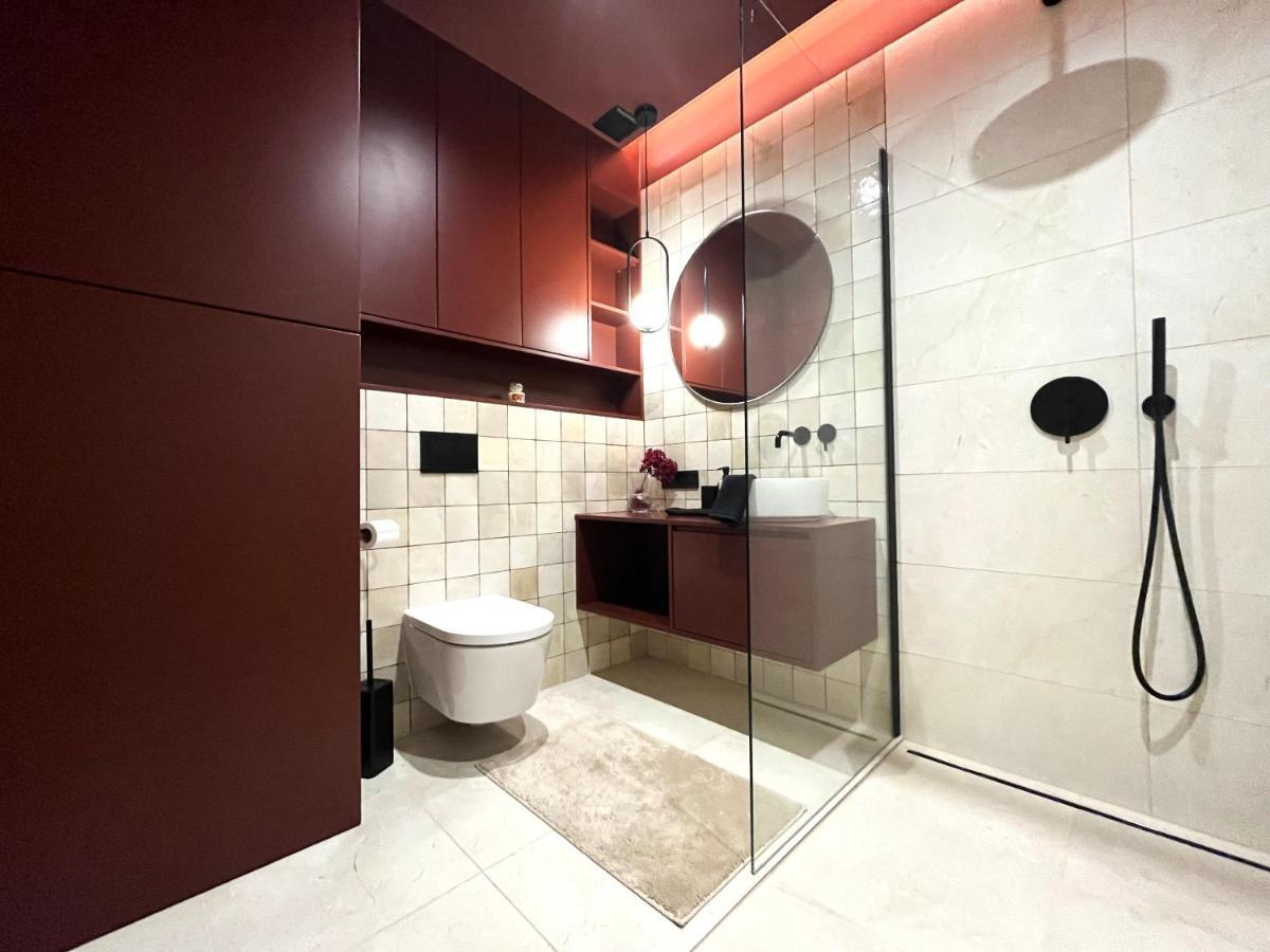 Wyszynskiego - Self Check-in 20h - Parking &lift Apartment Wroclaw